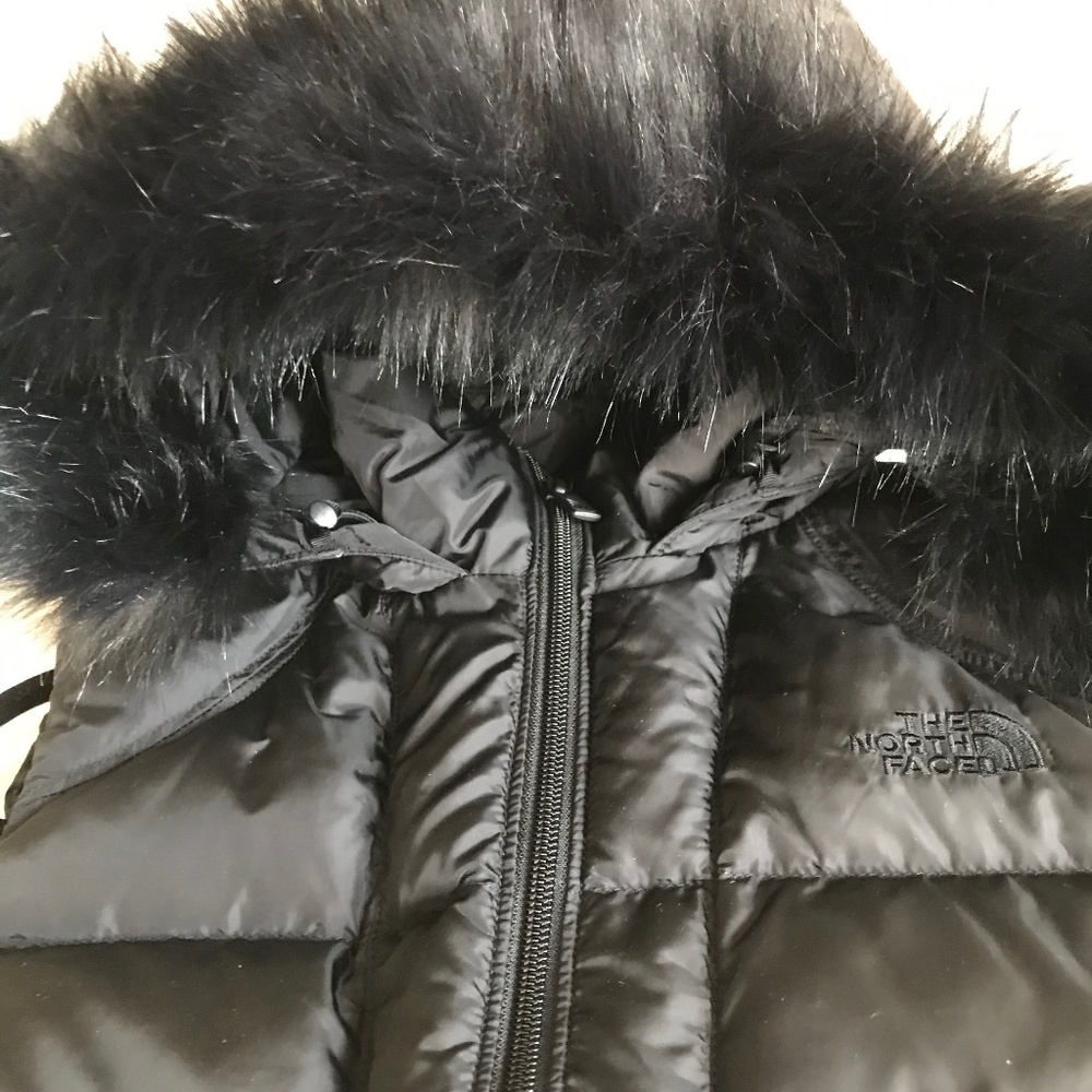 North Face  black Puffer Vest